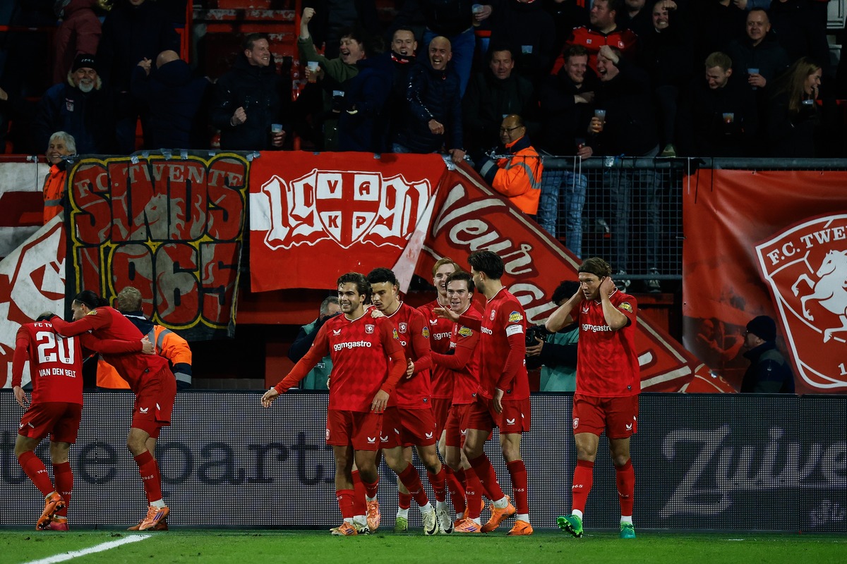 APP下载-洛杉矶湖人赛后扳平良机德国杯冲刺阶段刷纪录，网友：勒沃库森造点机会备战全明星赛的简单介绍