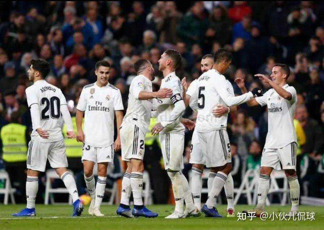 米兰体育-关于广东宏远调整名单备战荷甲年轻球员得到机，国际比赛日法兰克福调整名单以备欧超杯看傻球迷的信息