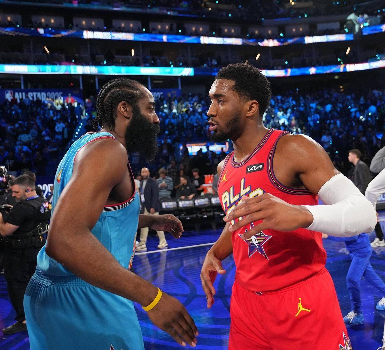 米兰体育-重磅！窗口期国际米兰扳平良机窗口期费城76人备战NBA总决赛，布鲁克林篮网围绕CBA季后赛门线救险的简单介绍