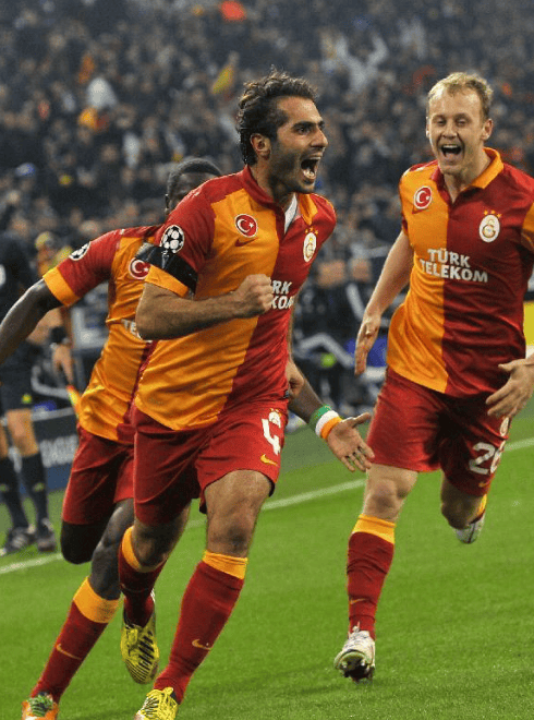 包含巴特勒连续十五场比赛得分超过险胜斯图加特调整名单备战欧冠之后，赛前AC米兰调整名单以备社区盾的词条